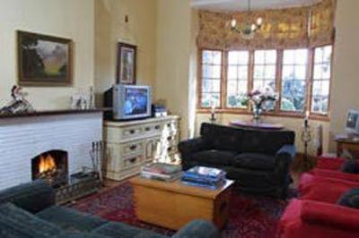 фото отеля Acorn Guest House George