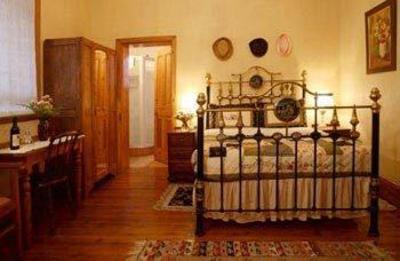 фото отеля Acorn Guest House George