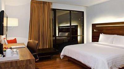 фото отеля Sachas Hotel Uno Bangkok