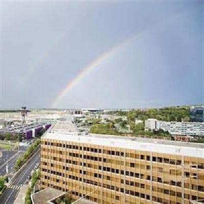фото отеля Moevenpick Hotel & Casino Geneva