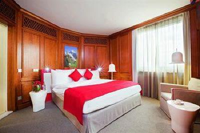 фото отеля Moevenpick Hotel & Casino Geneva