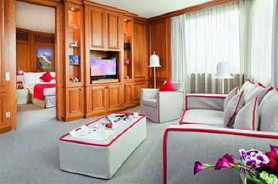 фото отеля Moevenpick Hotel & Casino Geneva