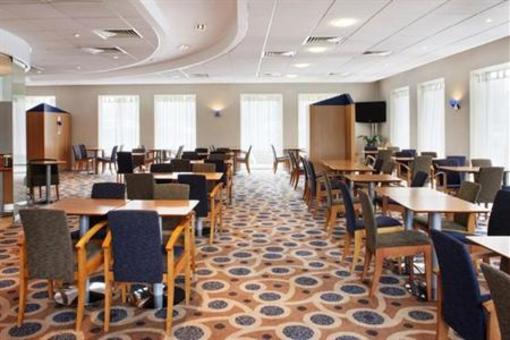 фото отеля Express By Holiday Inn Kassam Stadium Oxford