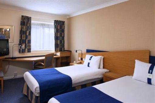 фото отеля Express By Holiday Inn Kassam Stadium Oxford