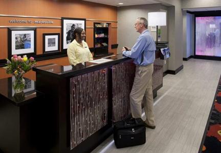 фото отеля Hampton Inn and Suites Marksville