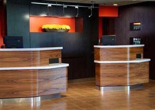 фото отеля Courtyard Hotel Saint Louis Creve Coeur