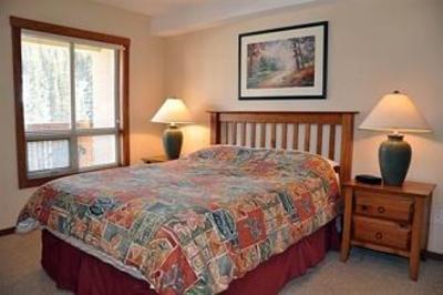 фото отеля Fireside Lodge Sun Peaks