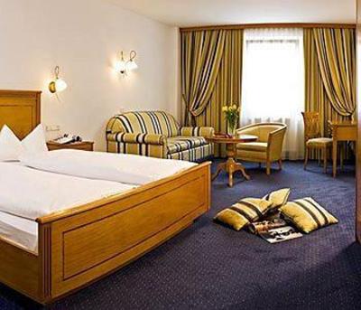 фото отеля Hotel Innsbruck