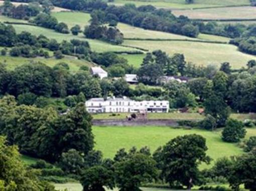 фото отеля The Manor Hotel Crickhowell