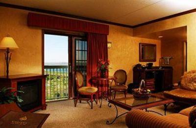 фото отеля Chateau on the Lake Resort Spa & Convention Center Branson