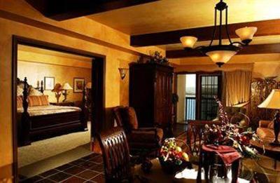 фото отеля Chateau on the Lake Resort Spa & Convention Center Branson