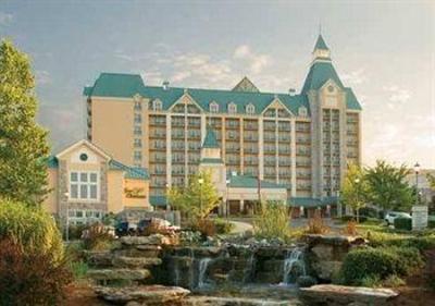 фото отеля Chateau on the Lake Resort Spa & Convention Center Branson
