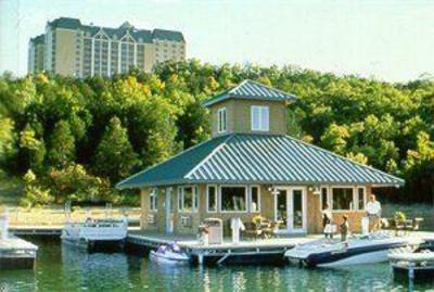 фото отеля Chateau on the Lake Resort Spa & Convention Center Branson