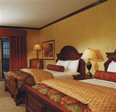 фото отеля Chateau on the Lake Resort Spa & Convention Center Branson