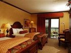 фото отеля Chateau on the Lake Resort Spa & Convention Center Branson