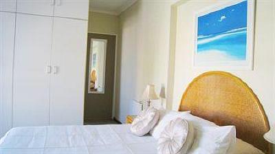 фото отеля Dolphin Inn Cape Town