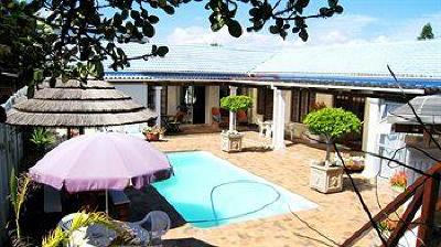 фото отеля Dolphin Inn Cape Town