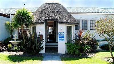 фото отеля Dolphin Inn Cape Town