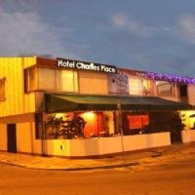 фото отеля Charlies Place Hotel
