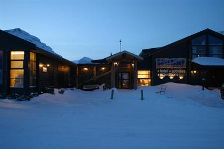 фото отеля Basecamp Trapper's Hotel