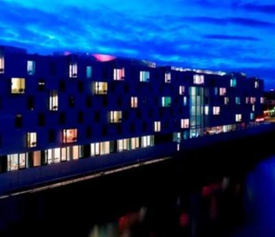 фото отеля art'otel Cologne