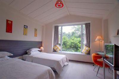 фото отеля Colorful Days Hotel