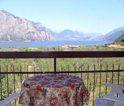 фото отеля Casa Chincarini Hotel Malcesine
