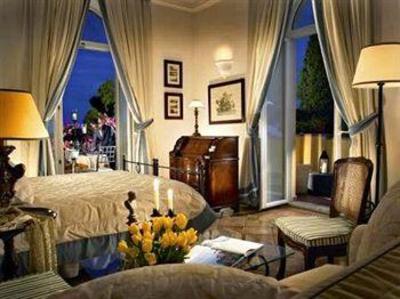 фото отеля Caesar Augustus Hotel