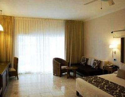 фото отеля Grand Oasis Hotel Punta Cana