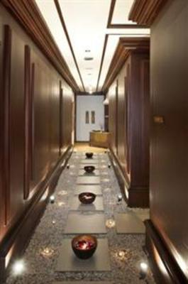фото отеля Crowne Plaza Manila Galleria