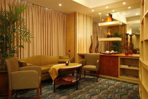 фото отеля Crowne Plaza Manila Galleria