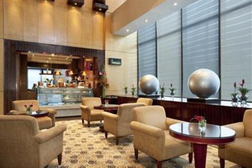 фото отеля Crowne Plaza Manila Galleria