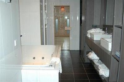 фото отеля Van Der Valk Hotel Amersfoort A1