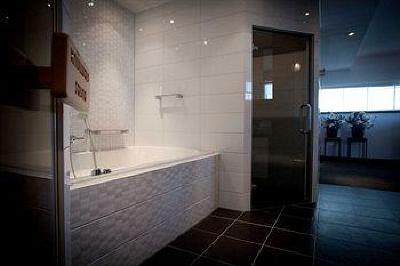 фото отеля Van Der Valk Hotel Amersfoort A1