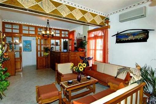 фото отеля Blue Sky Hotel Fira
