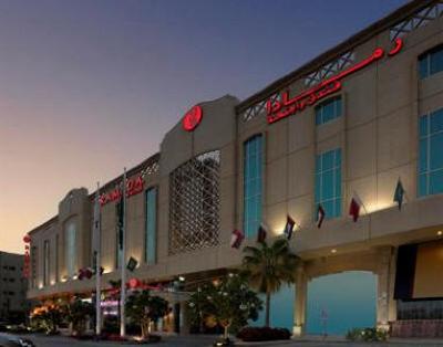 фото отеля Ramada Dammam Hotel and Suites