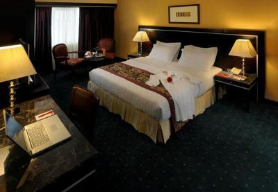 фото отеля Ramada Dammam Hotel and Suites