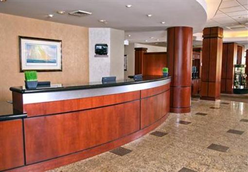 фото отеля Courtyard Hotel North Woburn