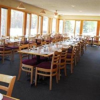 фото отеля Maligne Lodge