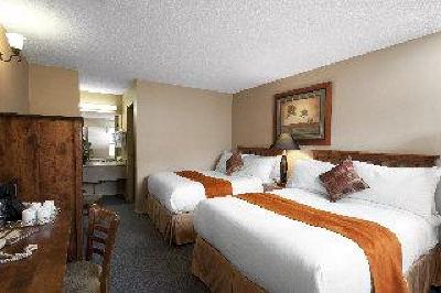 фото отеля Maligne Lodge