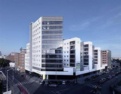 фото отеля Residencia Melon District Marina