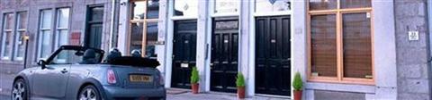 фото отеля City Wharf Apartments