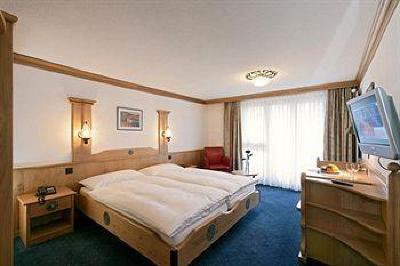 фото отеля Couronne Hotel Zermatt