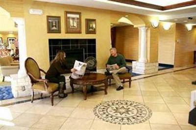 фото отеля Hampton Inn & Suites Albuquerque - Coors Road