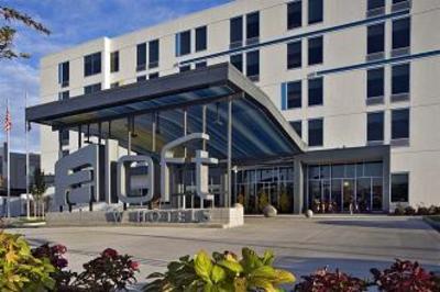 фото отеля aloft Portland Airport at Cascade Station