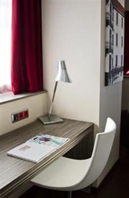 фото отеля Confortel Barcelona