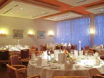 фото отеля BEST WESTERN Hotel Am Schlossberg