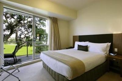 фото отеля Auckland Takapuna Oaks