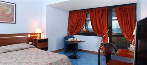 фото отеля Hotel Puntaquattroventi