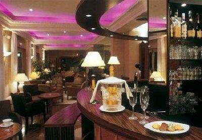 фото отеля Le Parc Hotel & Restaurant